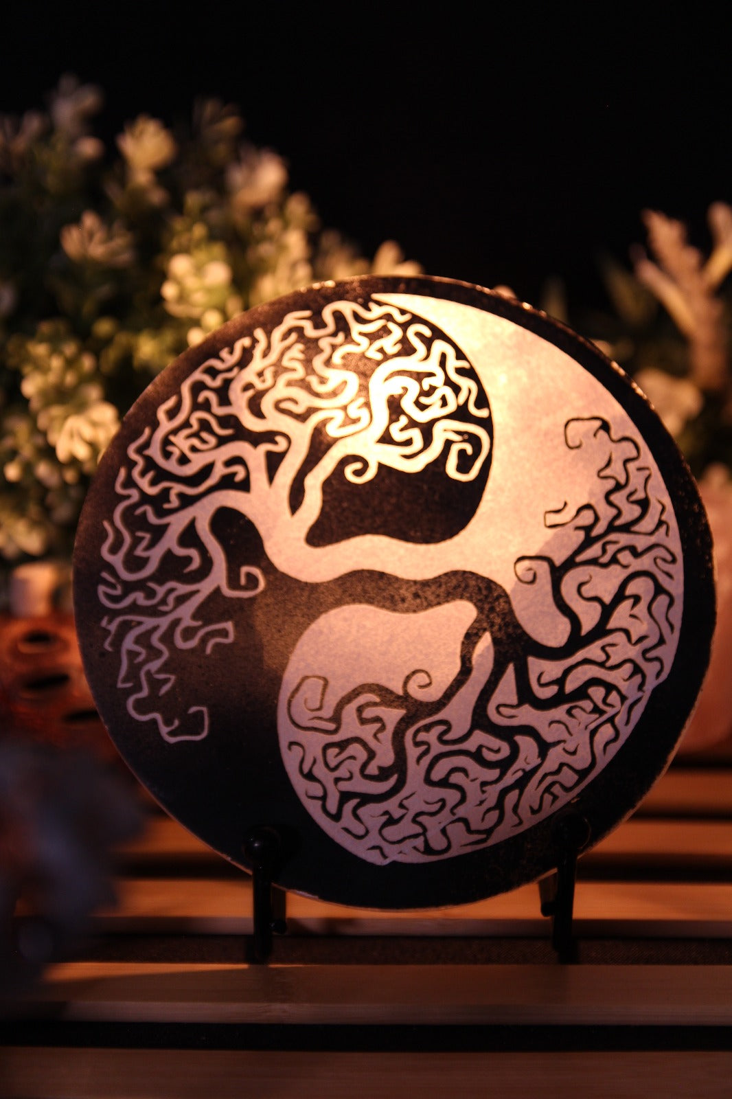 Engraved Selenite Plate Lamp - YingYang