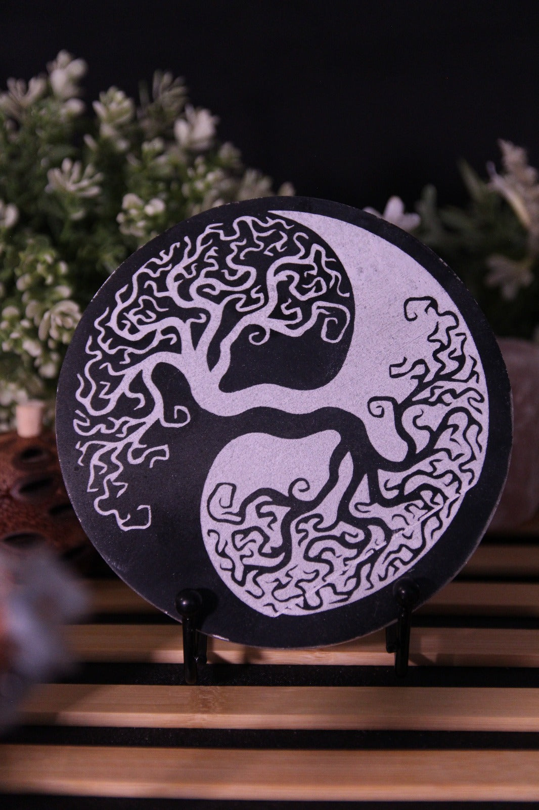 Engraved Selenite Plate Lamp - YingYang