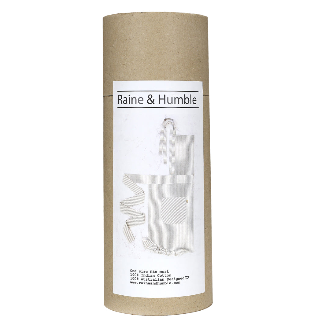 Raine & Humble Manor Apron Black